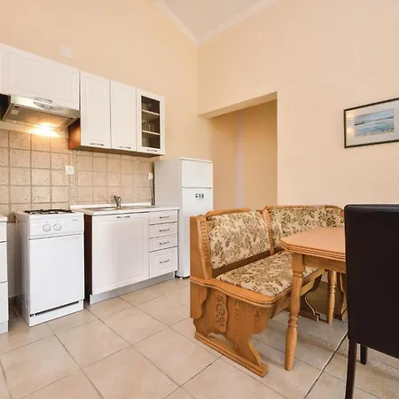 Апартаменты One-bedroom In Вир